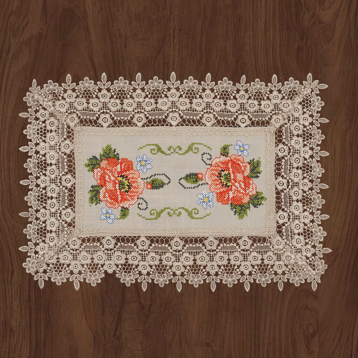 Aurora Table Linen Set